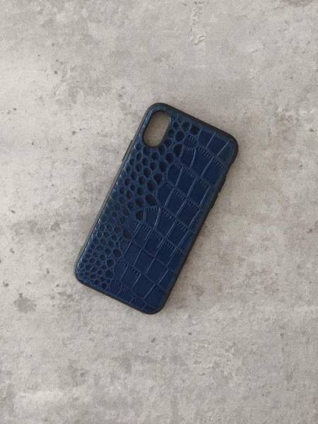 iPhone XS Blue